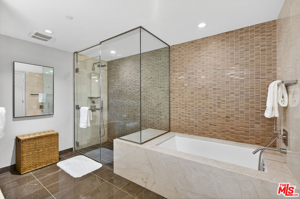 1755 Ocean Avenue - Photo 22