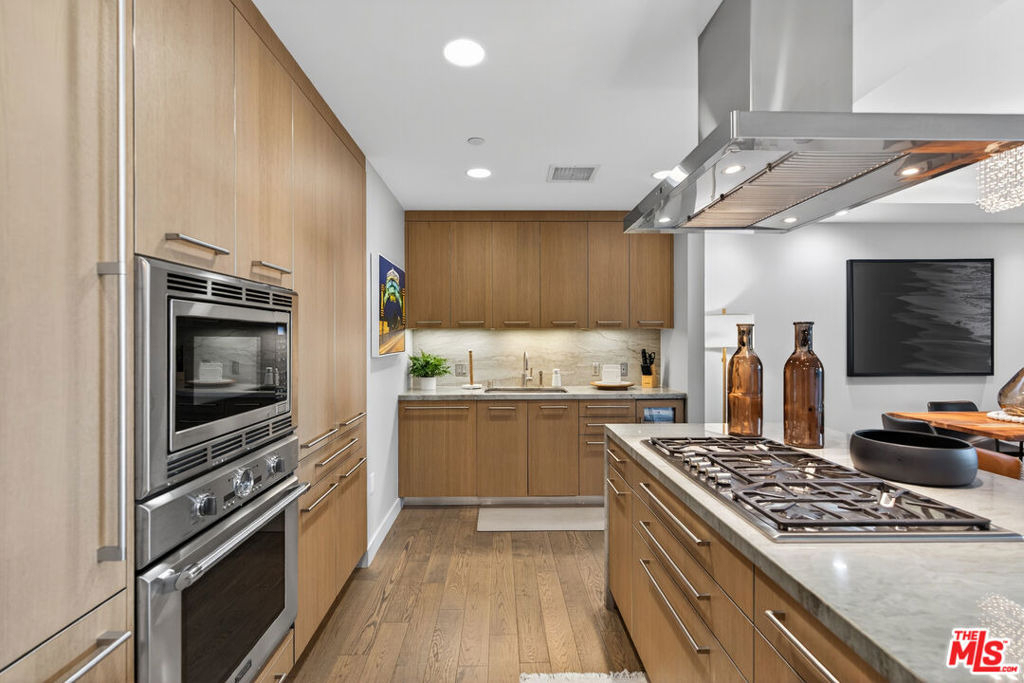 1755 Ocean Avenue - Photo 4