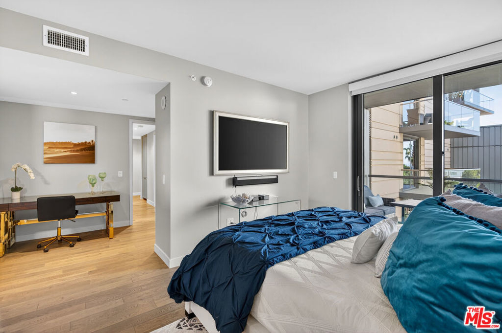 1755 Ocean Avenue - Photo 18