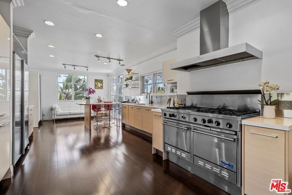 910 N Crescent Drive - Photo 10