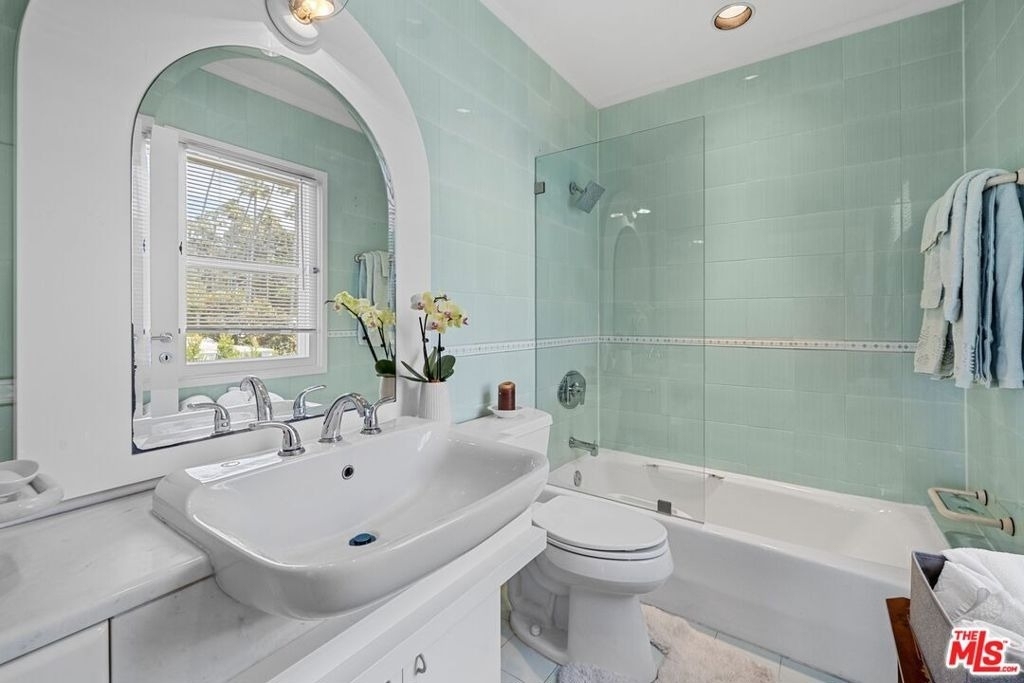 910 N Crescent Drive - Photo 21