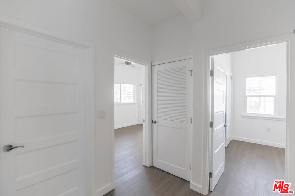 31 Breeze Avenue - Photo 8