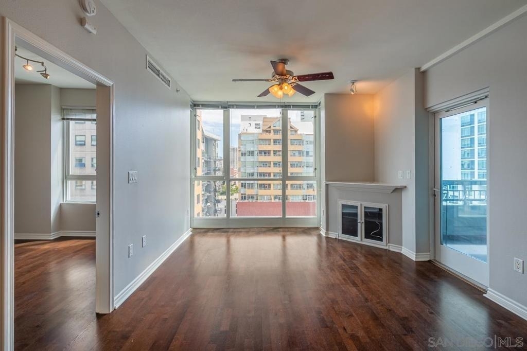 300 W Beech St - Photo 14
