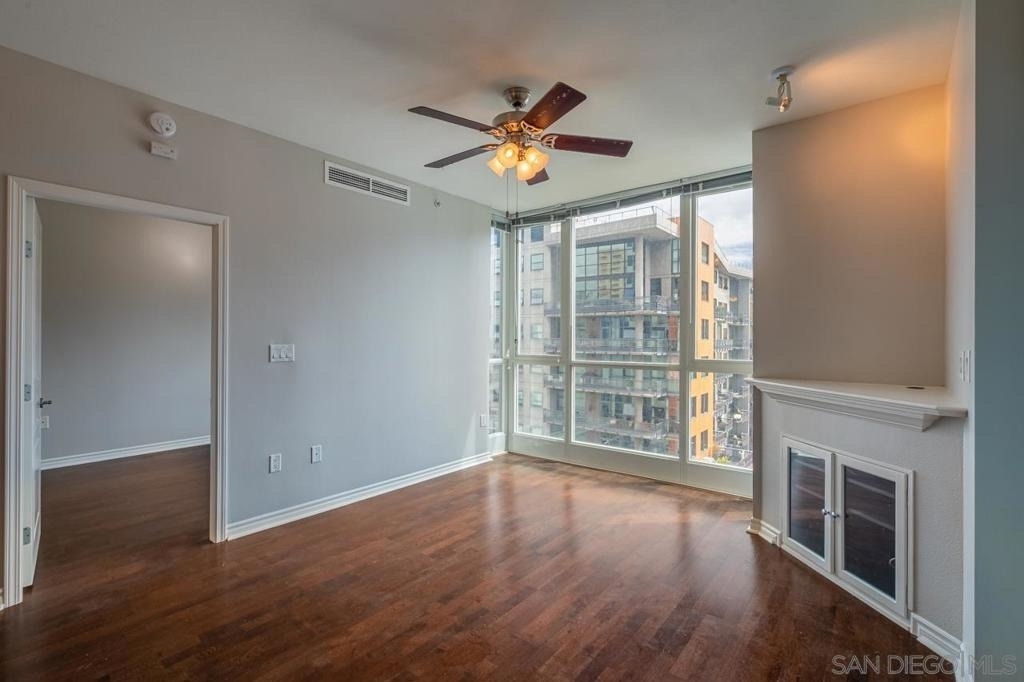 300 W Beech St - Photo 12