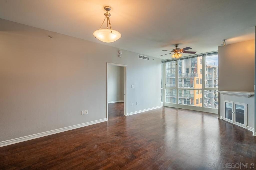 300 W Beech St - Photo 13