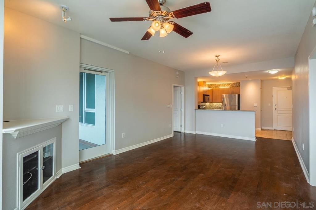 300 W Beech St - Photo 11