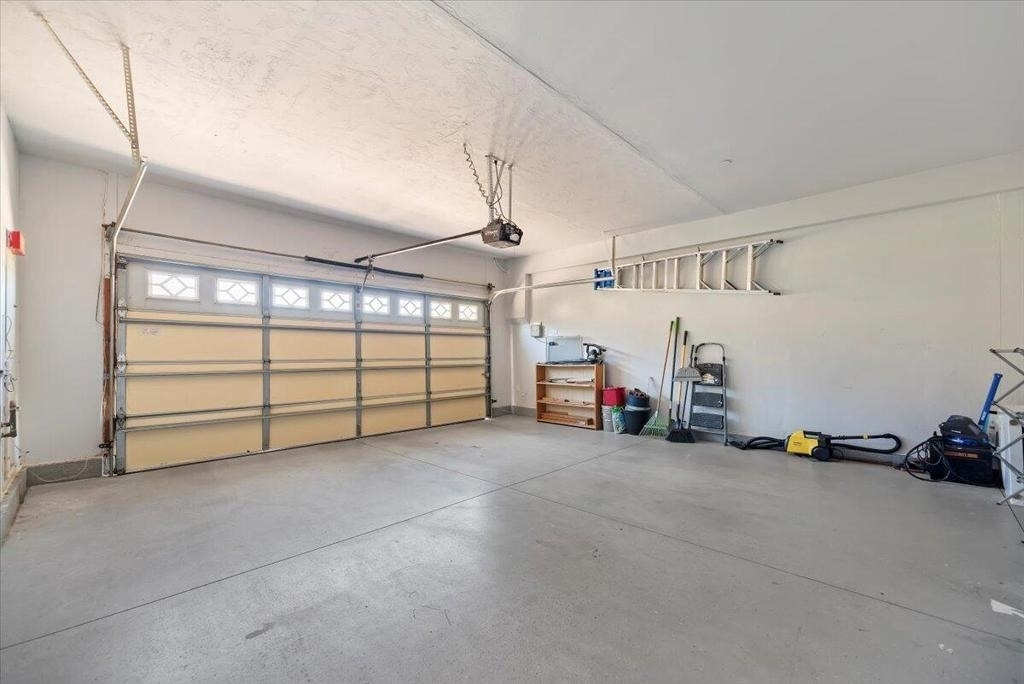 3982 Eastgate Road - Photo 32