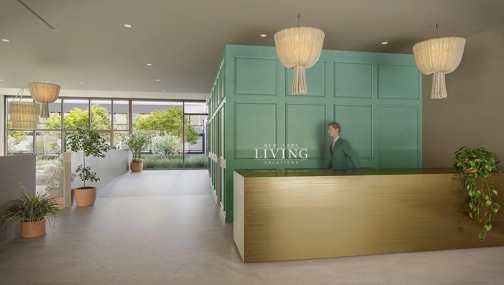 12 Halsey Street - Photo 3