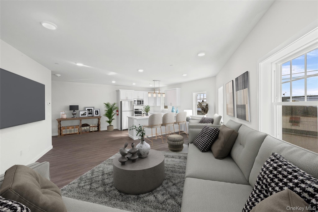 227 4th Avenue - Photo 3