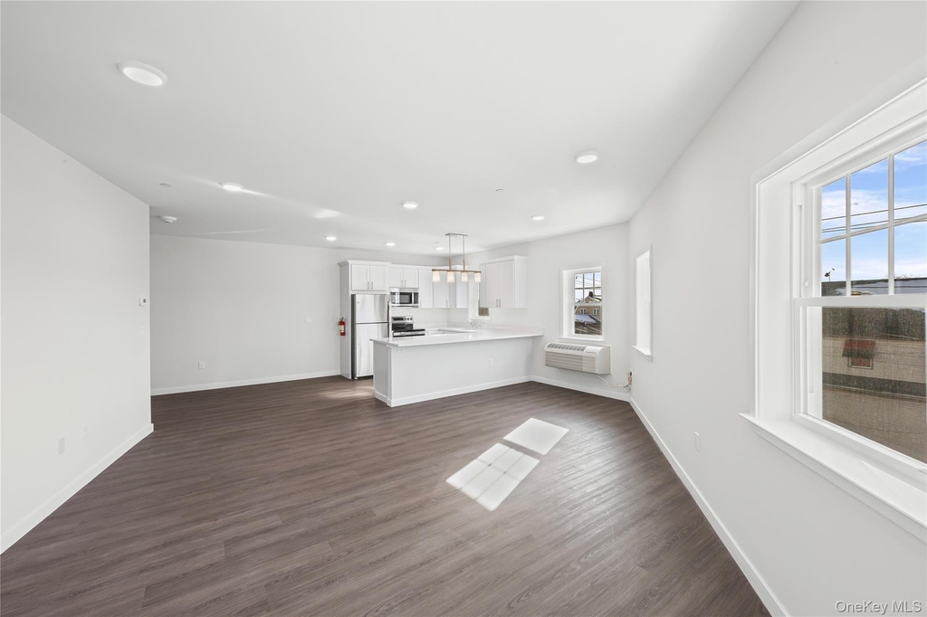 227 4th Avenue - Photo 4