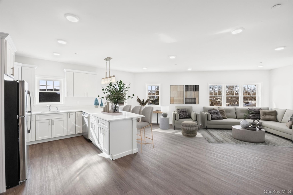 227 4th Avenue - Photo 1
