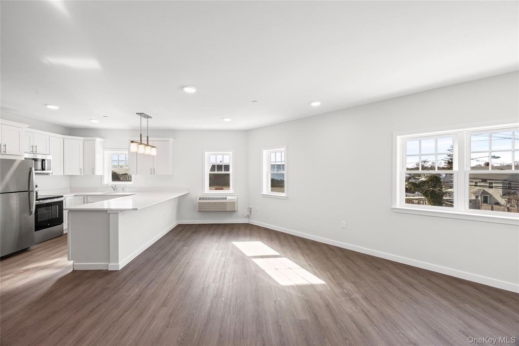 227 4th Avenue - Photo 7