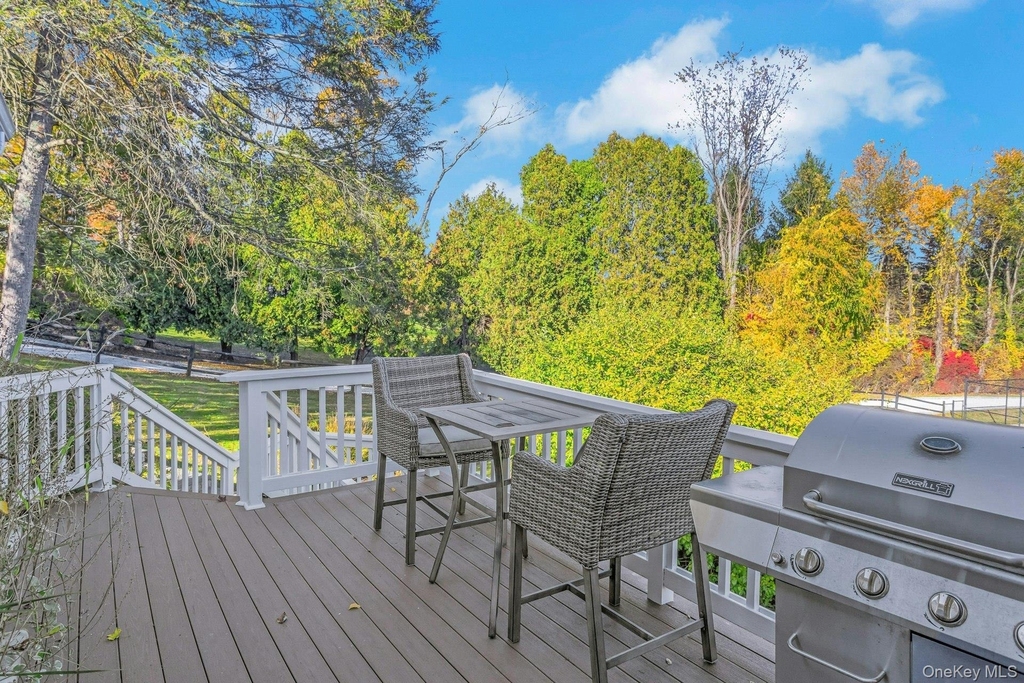 90 Cushman - Photo 17
