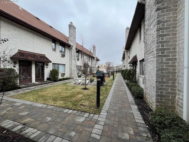 42 Sintsink Drive E - Photo 0