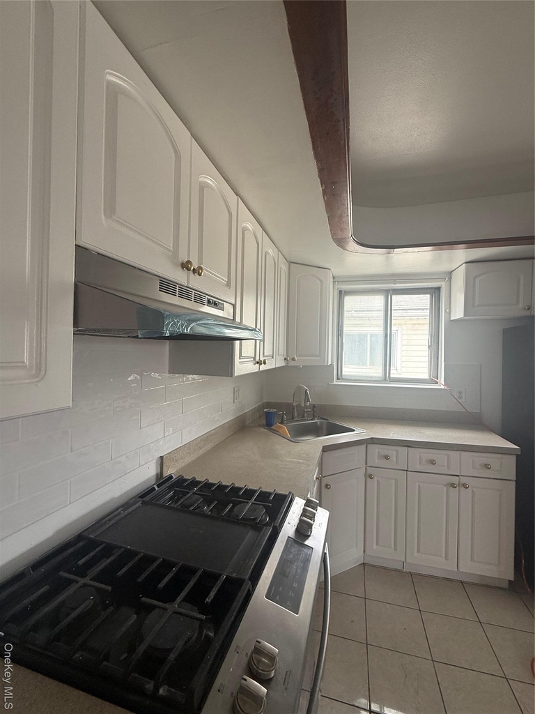 259-54 Craft Avenue - Photo 5