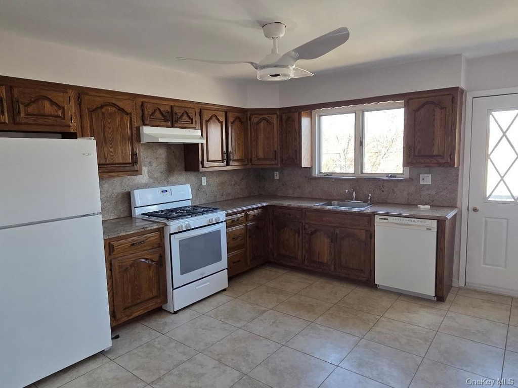 68 Kirkwood Road - Photo 2