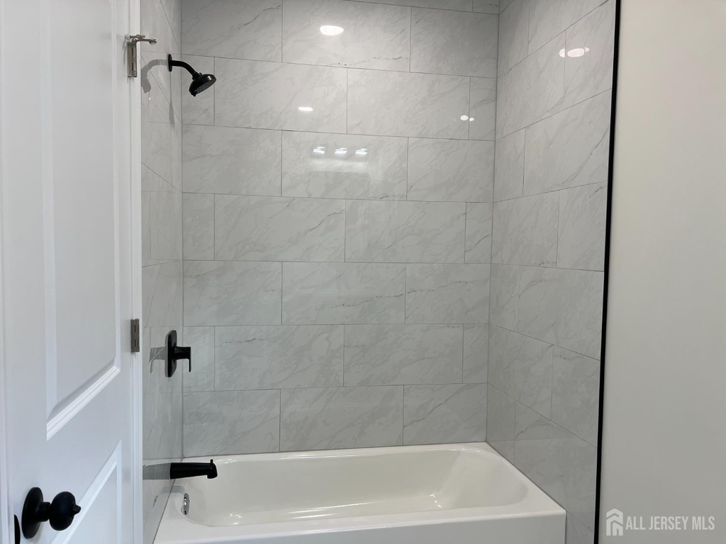 33 Obert Street - Photo 8