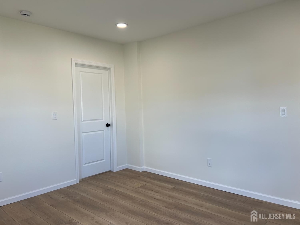 33 Obert Street - Photo 3