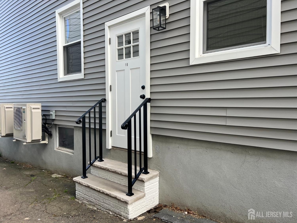 33 Obert Street - Photo 0