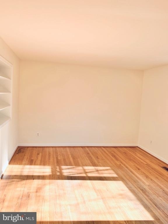 1557 Dunterry Place - Photo 10