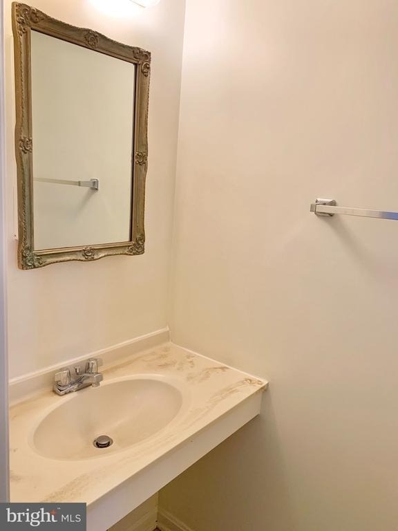 1557 Dunterry Place - Photo 26