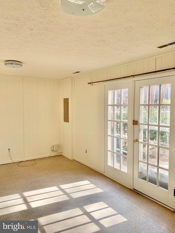 1557 Dunterry Place - Photo 29