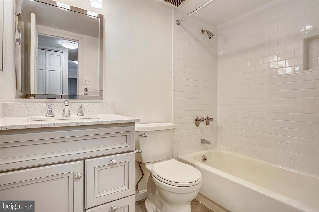 6800 Fleetwood Road - Photo 13