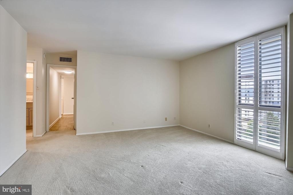 6800 Fleetwood Road - Photo 15