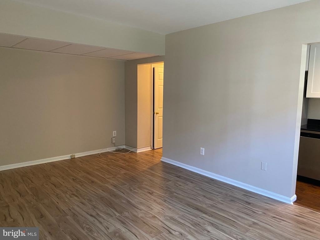 1805 Key Boulevard N - Photo 5