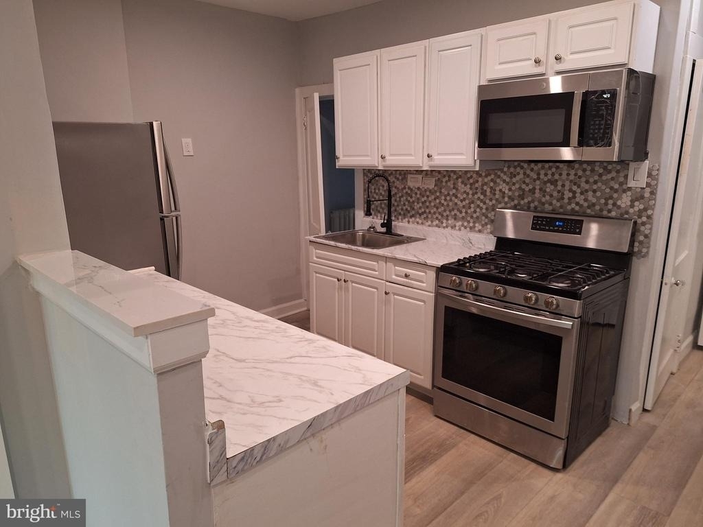 5235 Oxford Avenue - Photo 5