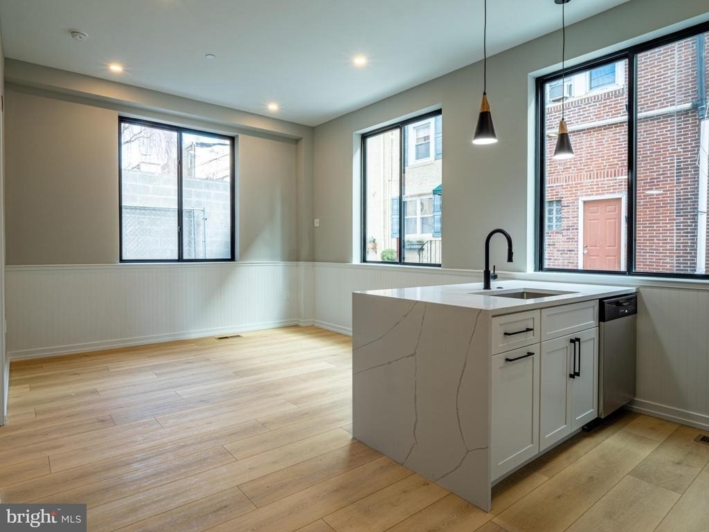 769 S 10th Street - Photo 1