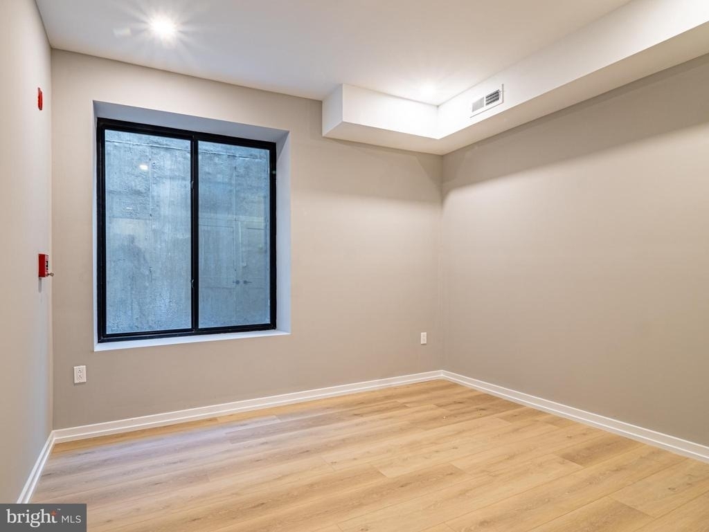 769 S 10th Street - Photo 3