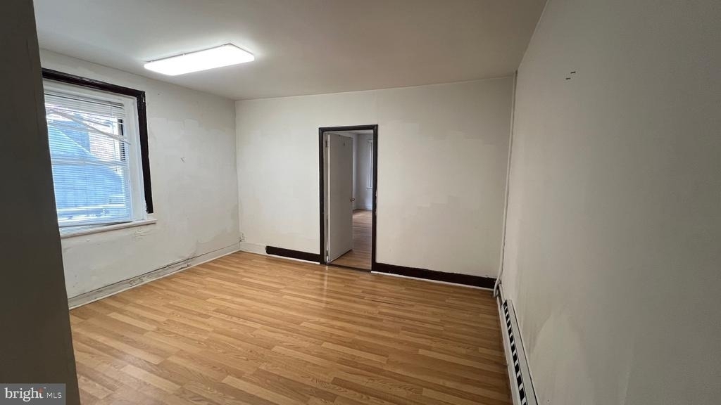 1115 Walnut Street - Photo 5