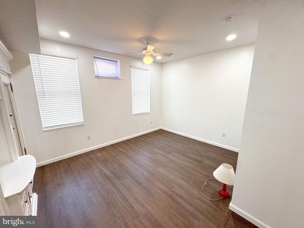 910 N 41st Street - Photo 6