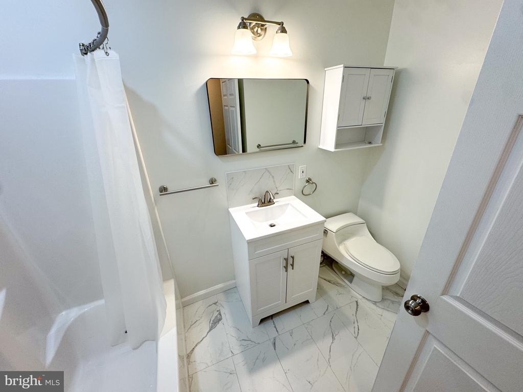 910 N 41st Street - Photo 4