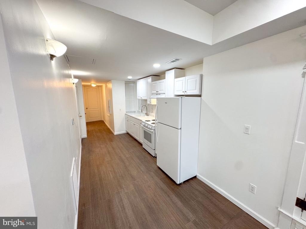 910 N 41st Street - Photo 1