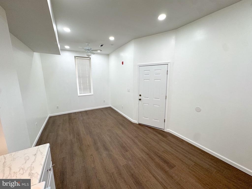 910 N 41st Street - Photo 4