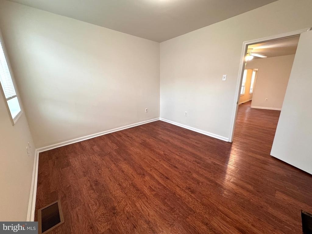 4444 Richmond Street - Photo 6