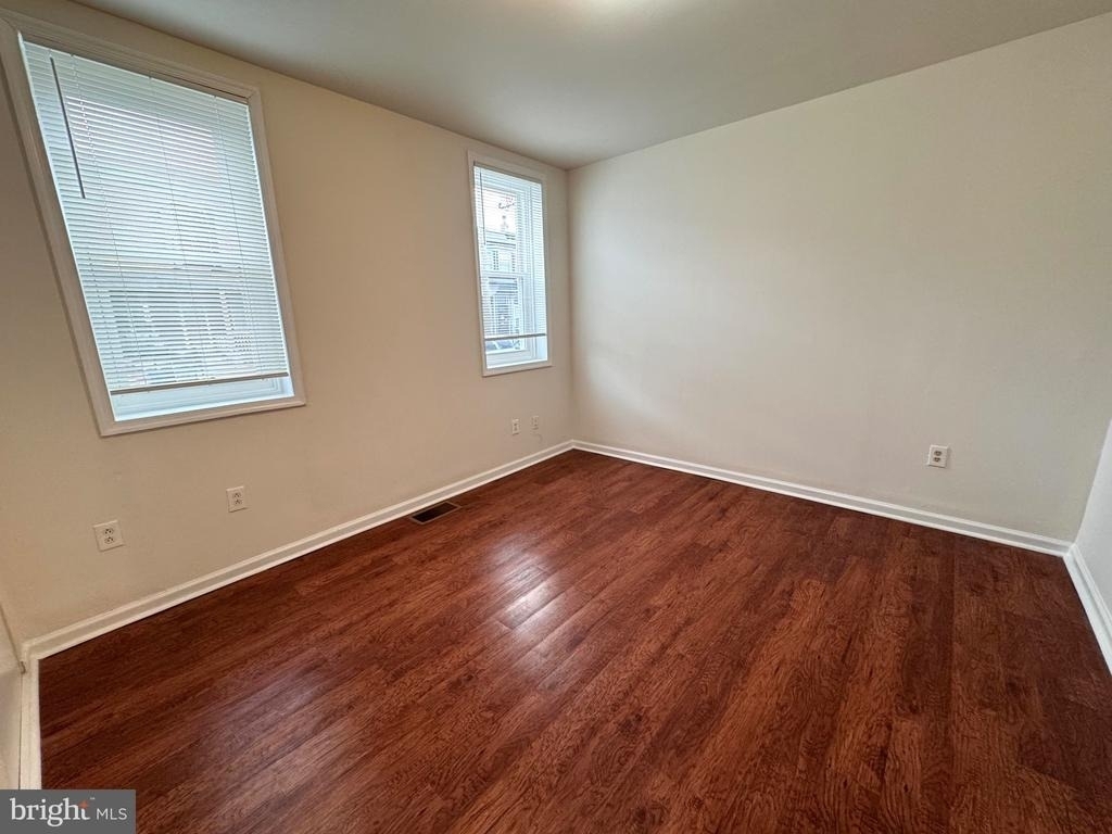 4444 Richmond Street - Photo 5