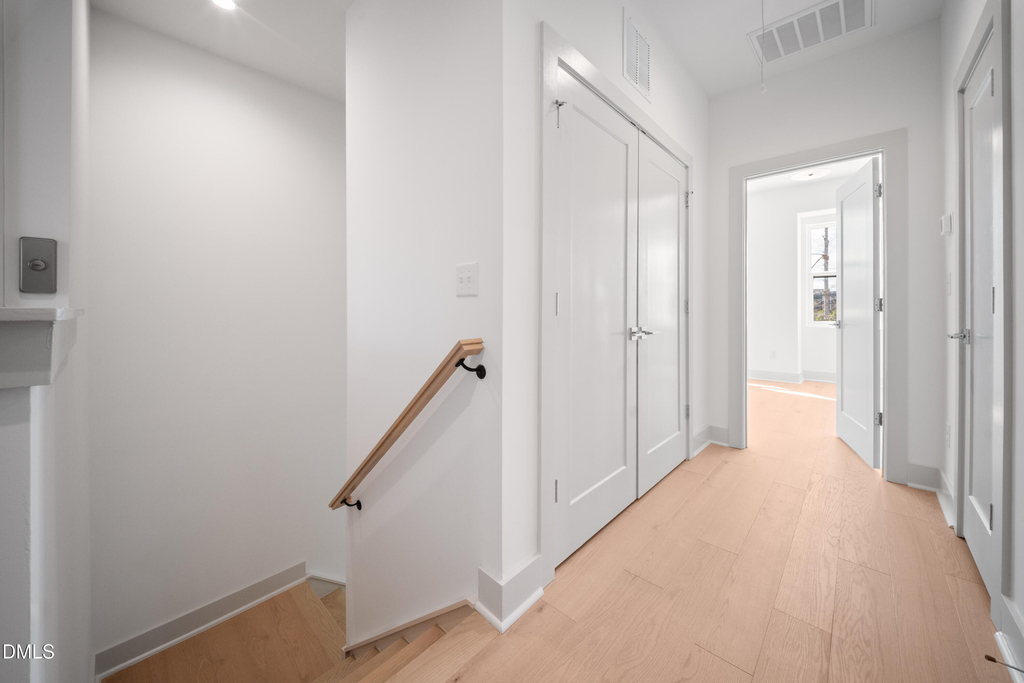 1143 Booth Park Boulevard - Photo 20