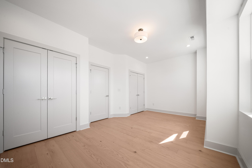 1143 Booth Park Boulevard - Photo 14