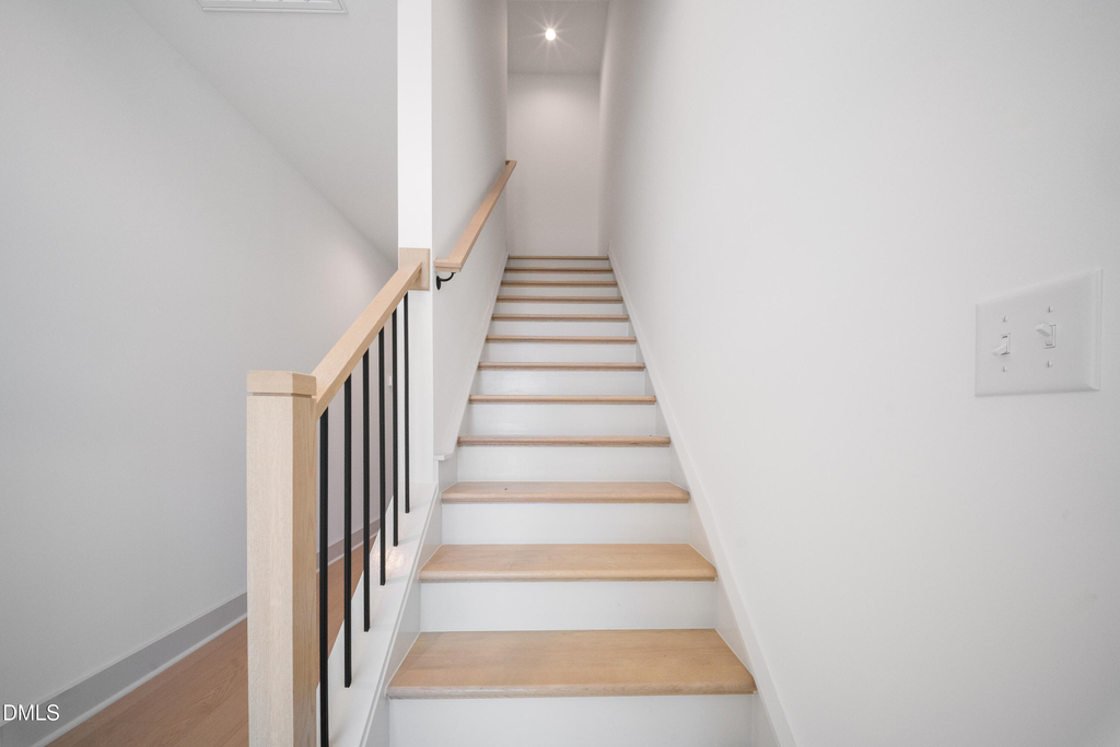 1143 Booth Park Boulevard - Photo 30