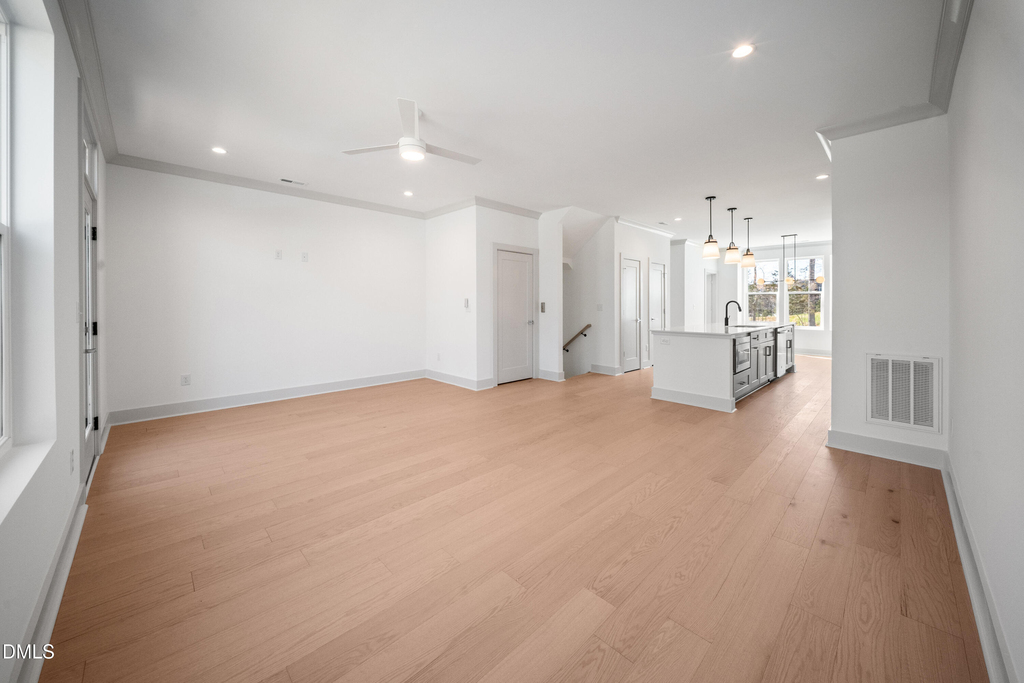 1143 Booth Park Boulevard - Photo 6