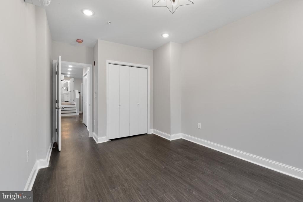 624 N 35th Street - Photo 7