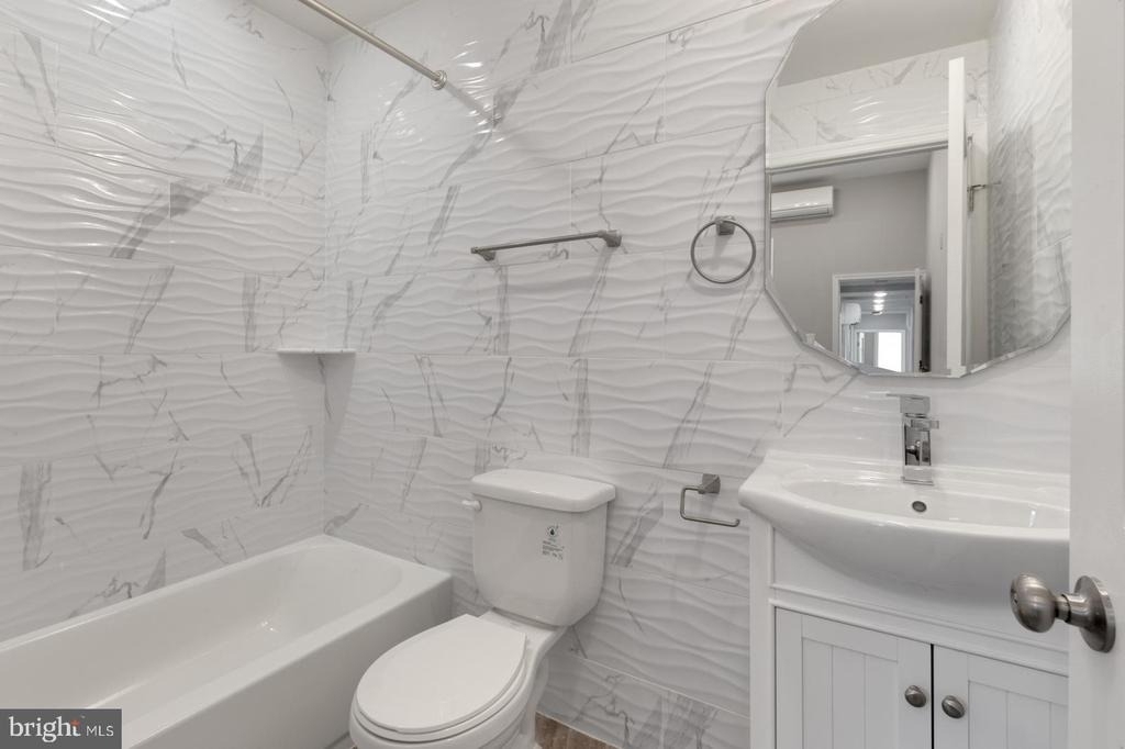 624 N 35th Street - Photo 13