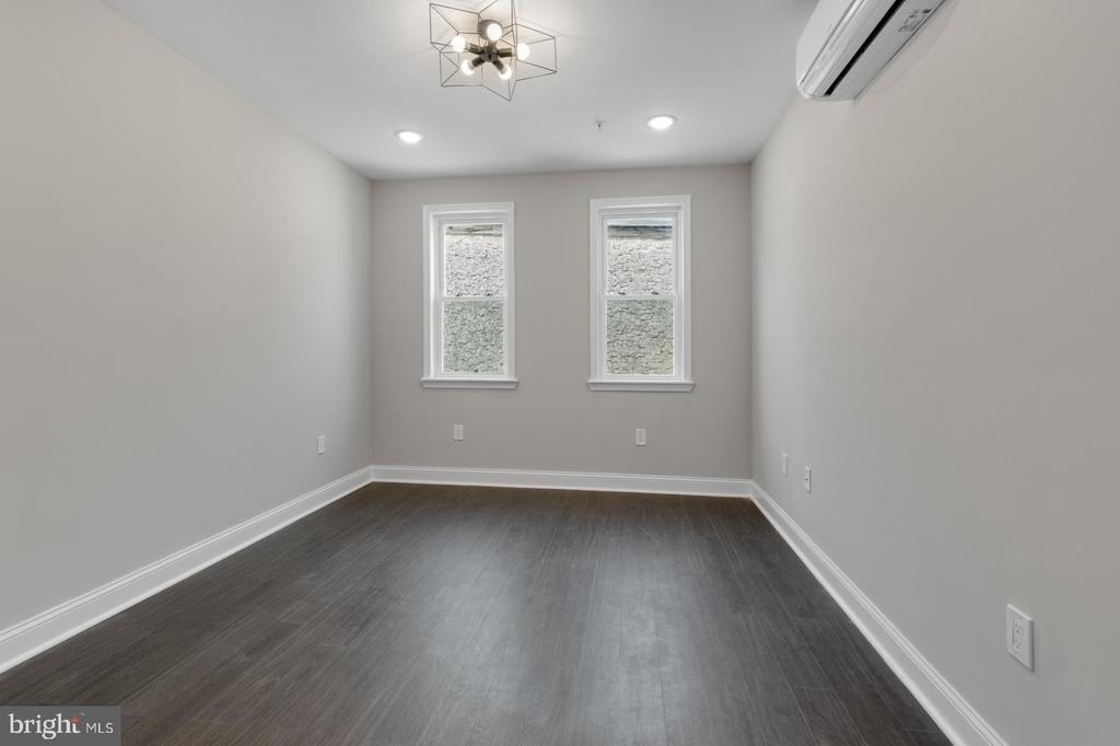 624 N 35th Street - Photo 6