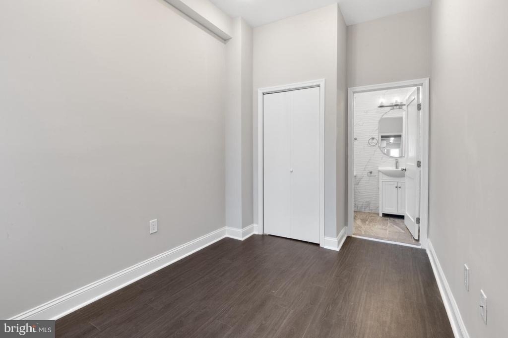 624 N 35th Street - Photo 12