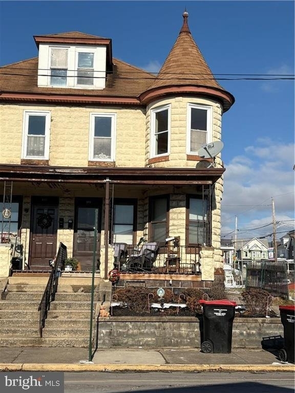 404 Mahoning Street - Photo 0