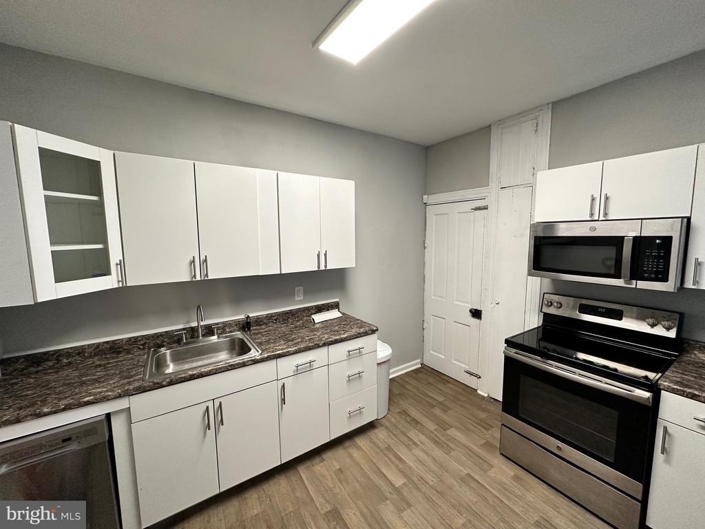 242 Grant Street - Photo 5