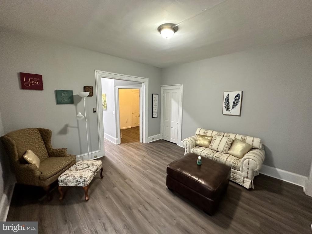 242 Grant Street - Photo 3